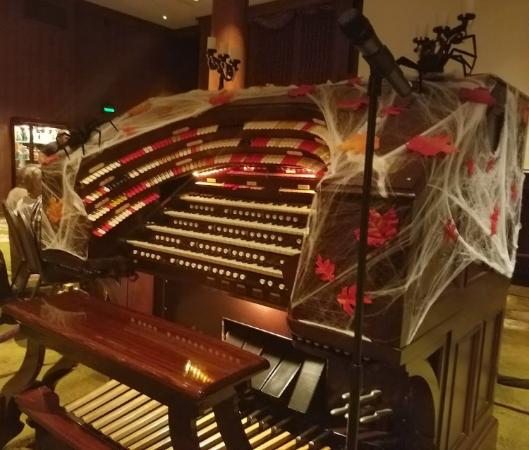 The Mighty Wurlitzer Theatre Organ dressed up for Halloween
