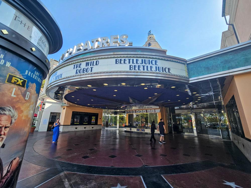 Regency Theater in Calabasas.