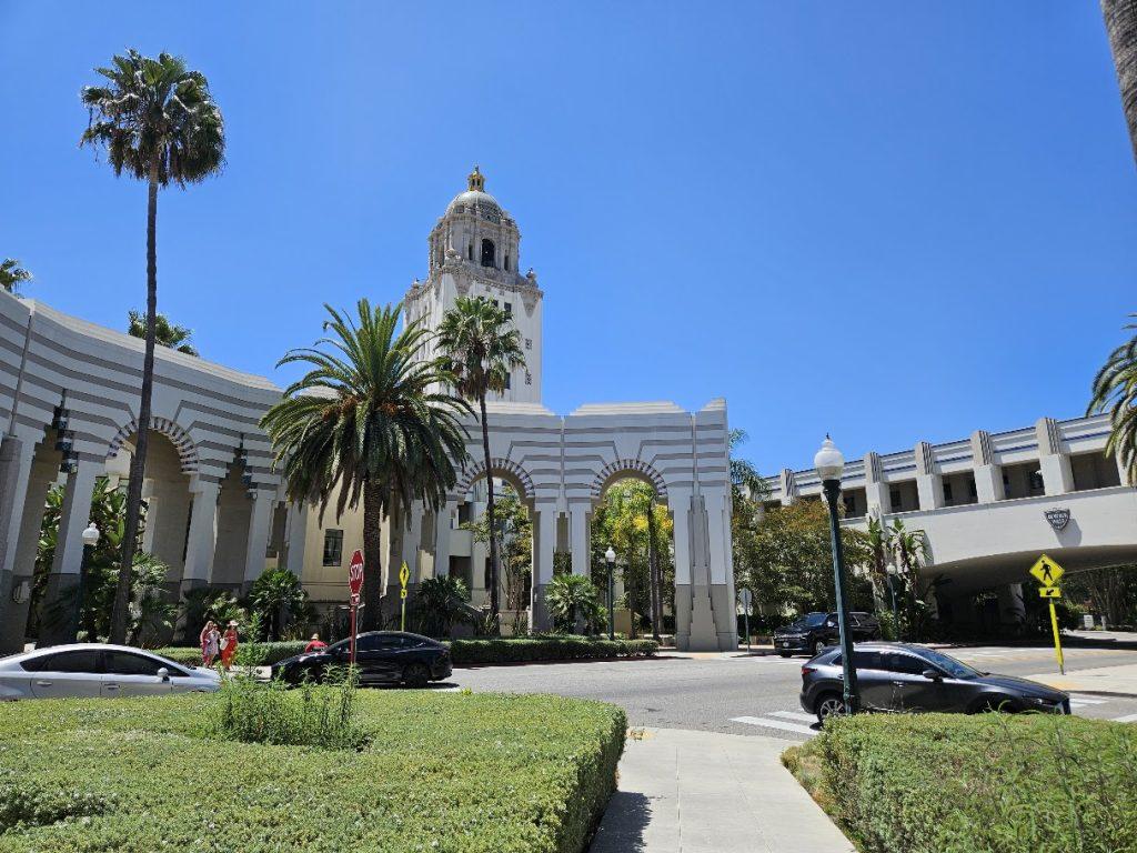 Spanish Renaissance Style Beverly Hills City Hall behind Colonades in the Post Modern Style